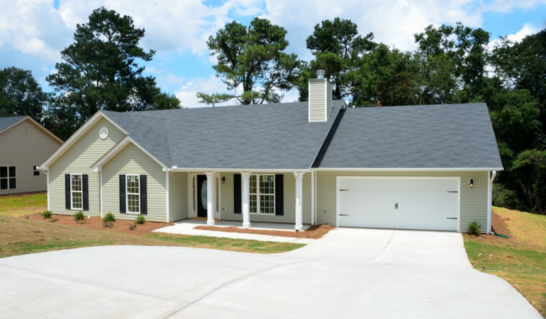 6 Tips For Choosing the Perfect Garage Door For Your Home