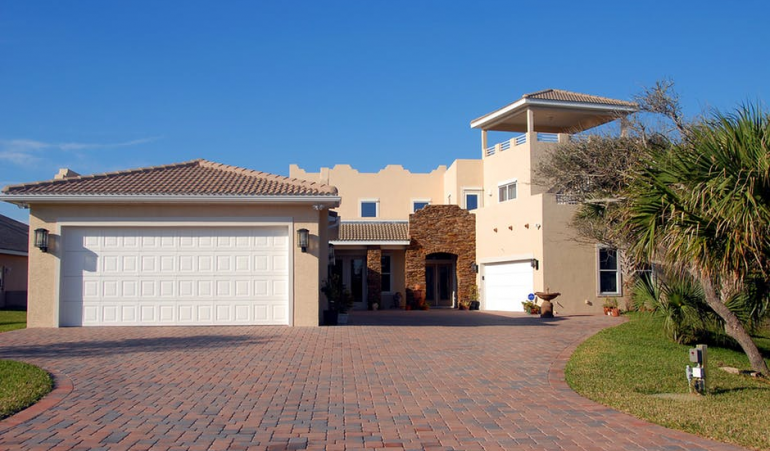 Which Type of Garage Door Is the Best for You?