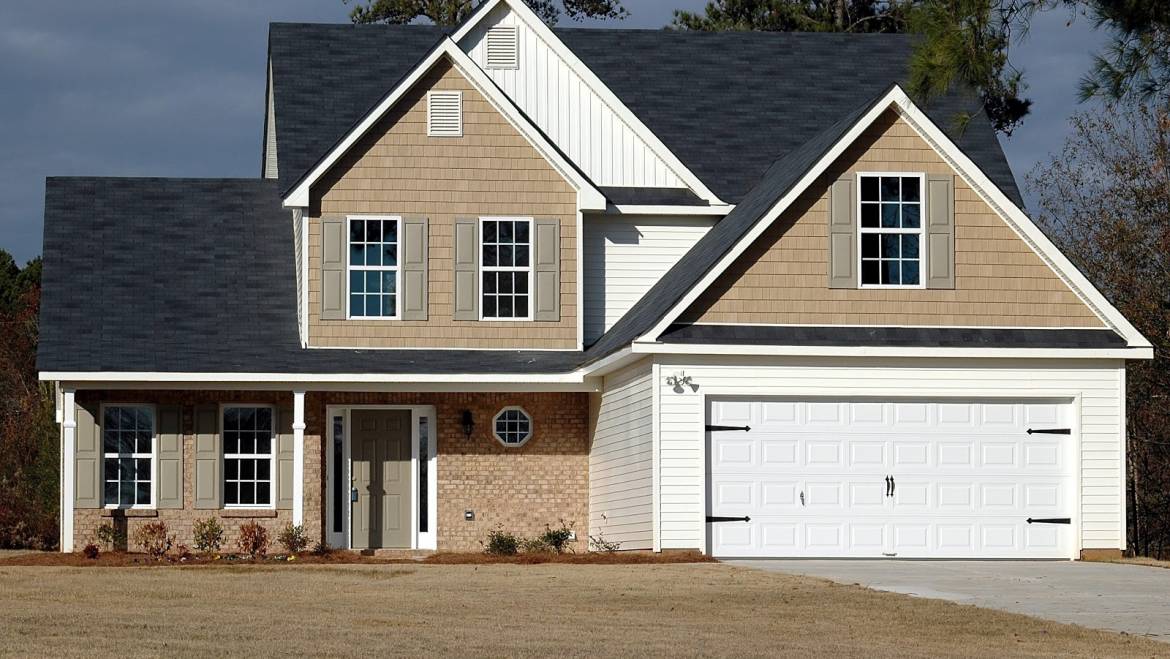 Reasons Why Your Garage Door Is Making Noise And How You Can Fix It