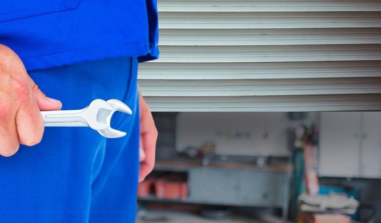 A Guide to Garage Door Servicing