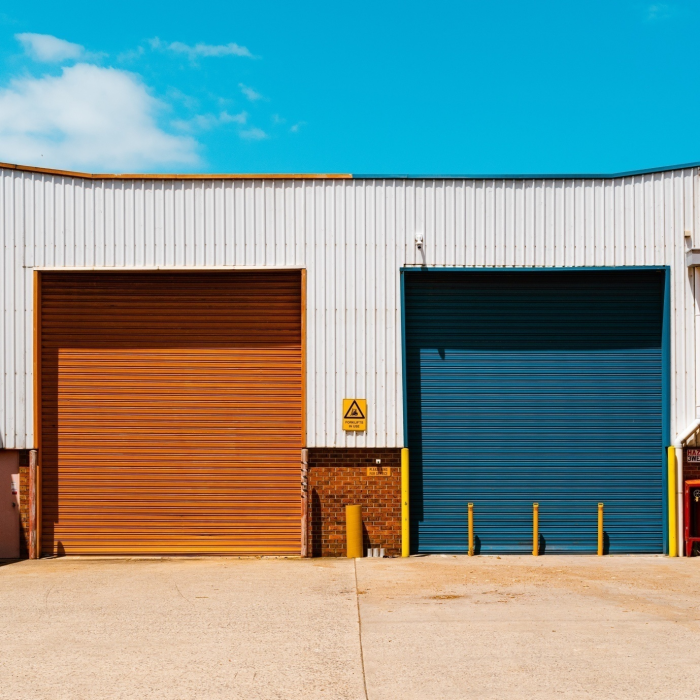 Commercial Garage Doors: Types and Varieties