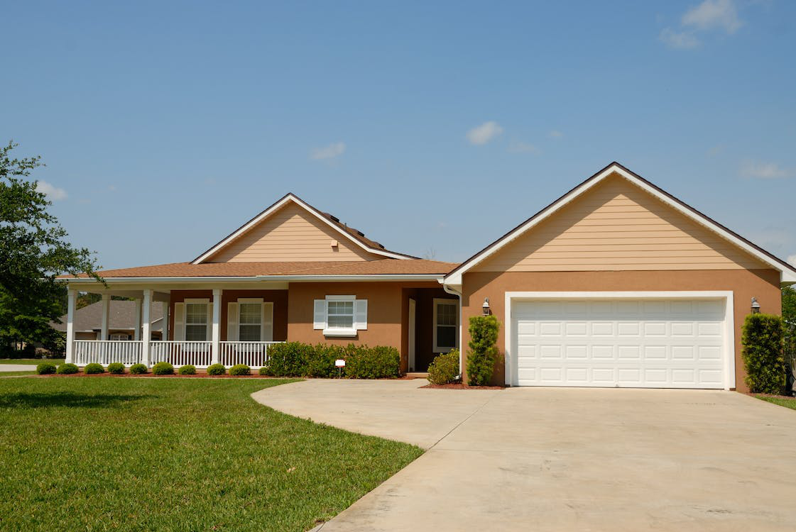 Signs of Garage Door Off-Track Issues